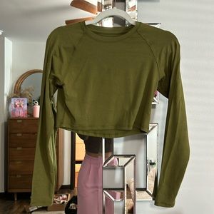 Alphalete cropped long sleeve